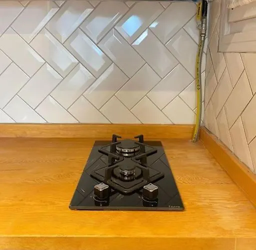 Stunning Near Metro - Degirmen 64 شقة اسطنبول