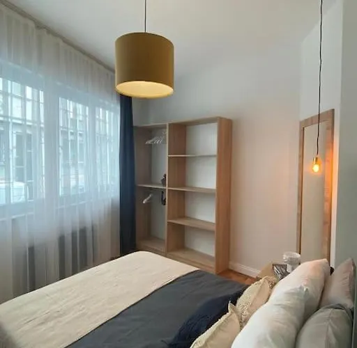 شقة Stunning Near Metro - Degirmen 64 اسطنبول