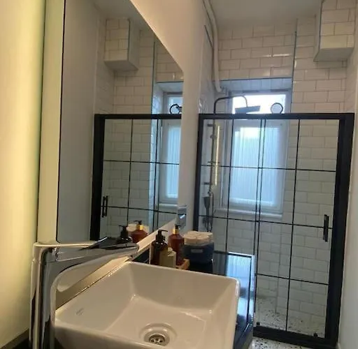 Stunning Near Metro - Degirmen 64 اسطنبول