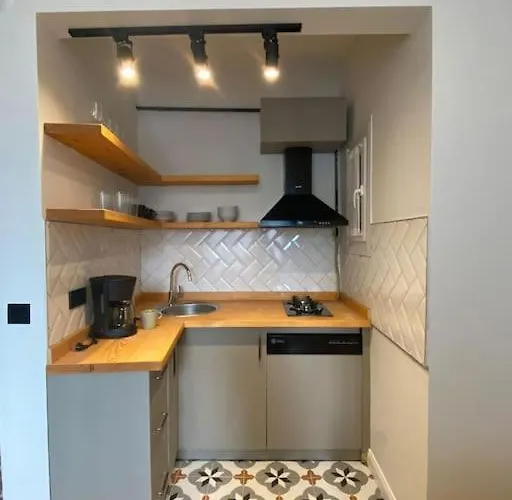 Stunning Near Metro - Degirmen 64 *