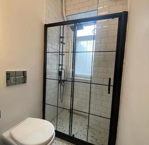 Stunning Near Metro - Degirmen 64