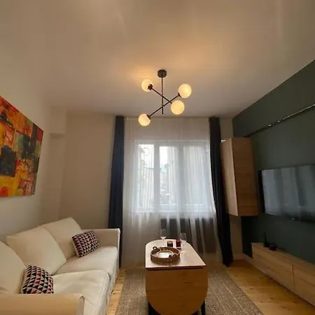 Stunning Near Metro - Degirmen 64 Apartman *