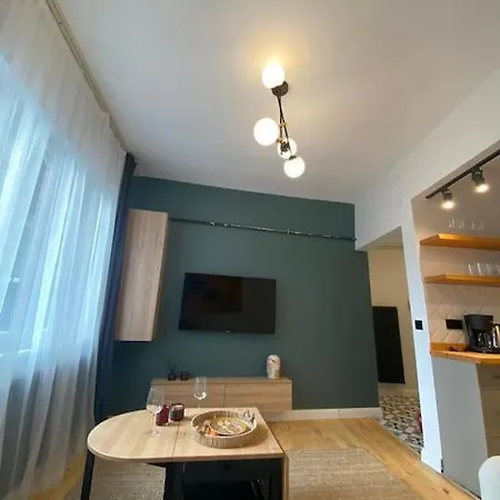 Stunning Near Metro - Degirmen 64 Apartman