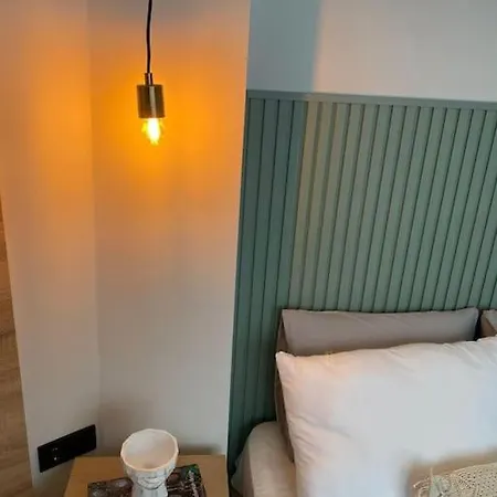 Apartman Stunning Near Metro - Degirmen 64 Isztambul